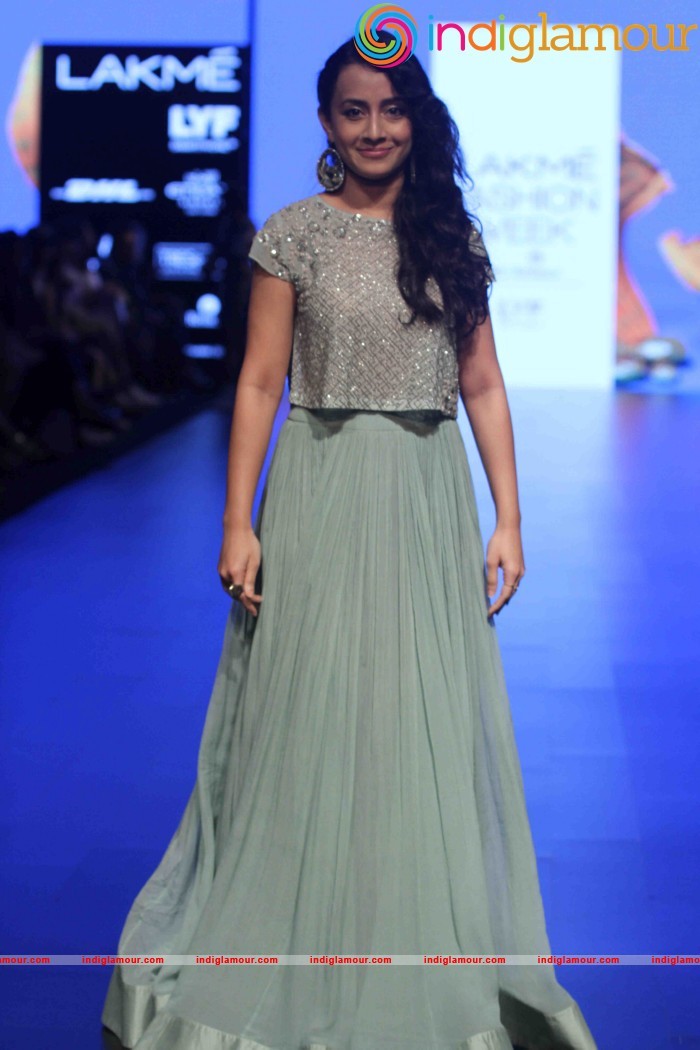 Lakme Fashion Week Winter Festive 2016 Ridhi Mehra Event hd photo