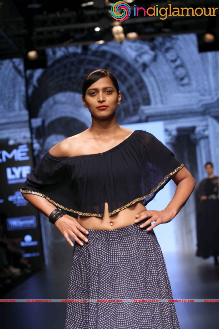 Lakme Fashion Week Winter Festive 2016 Ridhi Mehra Event hd photo