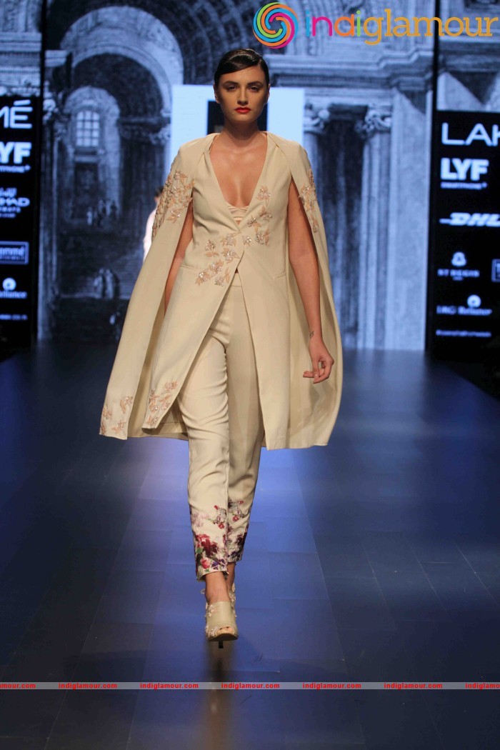 Lakme Fashion Week Winter Festive 2016 Ridhi Mehra Event hd photo