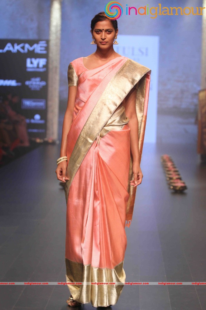 Lakme Fashion Week Winter Festive 2016 Santosh Parekh Event hd photo