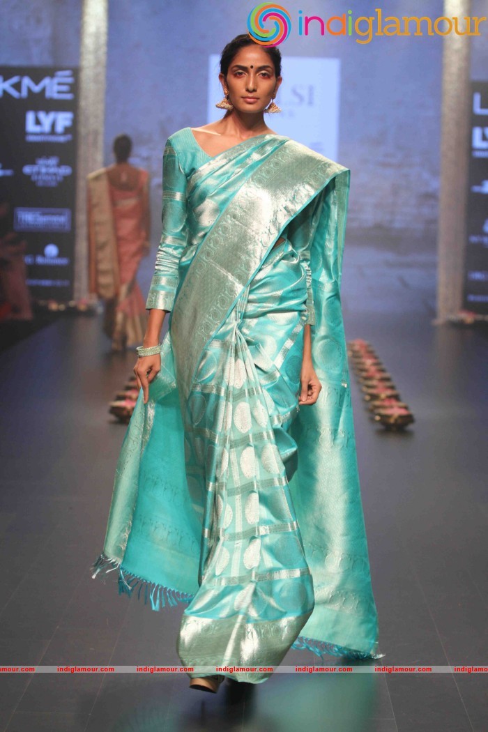 Lakme Fashion Week Winter Festive 2016 Santosh Parekh Event hd photo