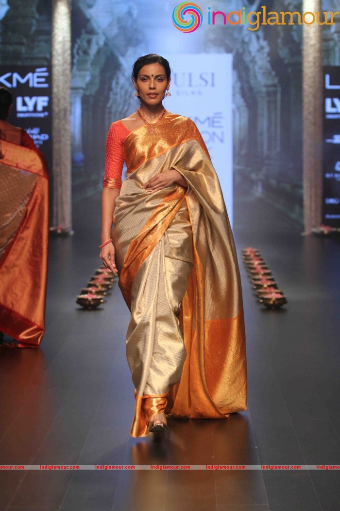 Lakme Fashion Week Winter Festive 2016 Santosh Parekh Event hd photo