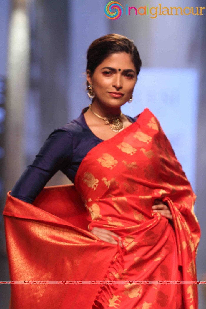 Lakme Fashion Week Winter Festive 2016 Santosh Parekh Event hd photo