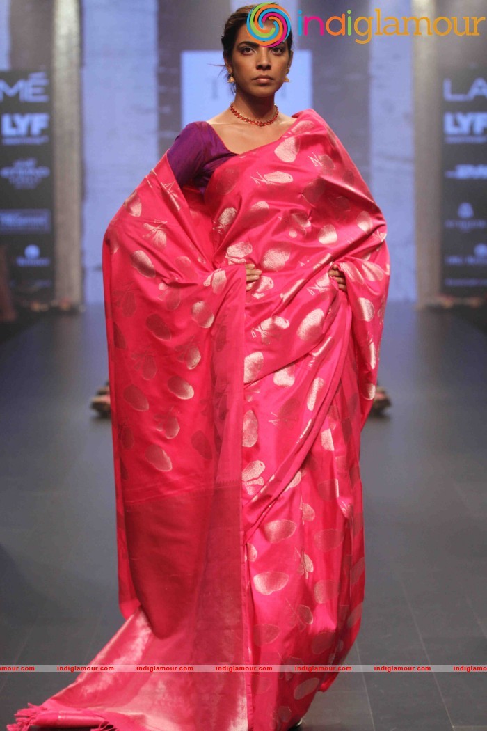 Lakme Fashion Week Winter Festive 2016 Santosh Parekh Event hd photo