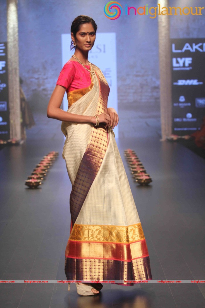Lakme Fashion Week Winter Festive 2016 Santosh Parekh Event hd photo