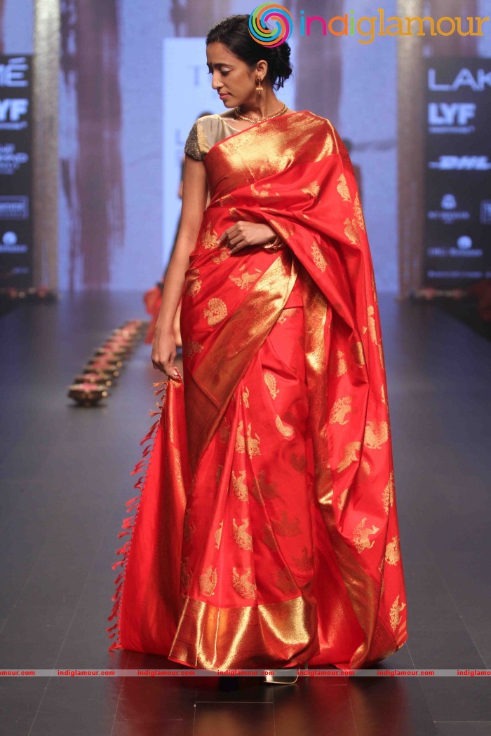 Lakme Fashion Week Winter Festive 2016 Santosh Parekh Event hd photo