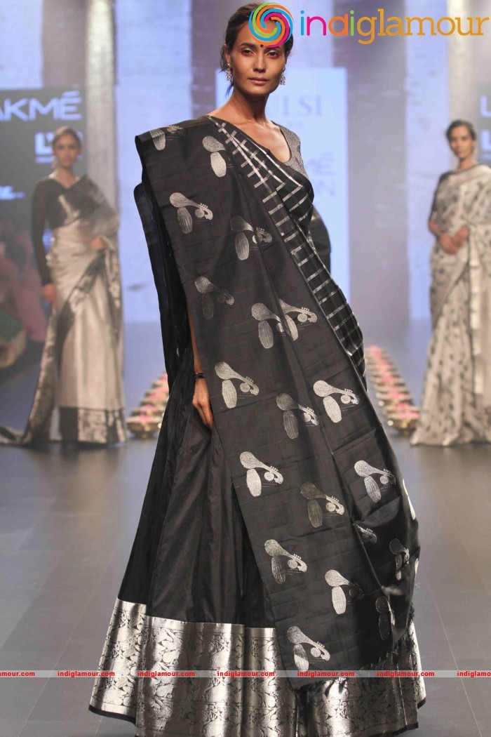 Lakme Fashion Week Winter Festive 2016 Santosh Parekh Event hd photo