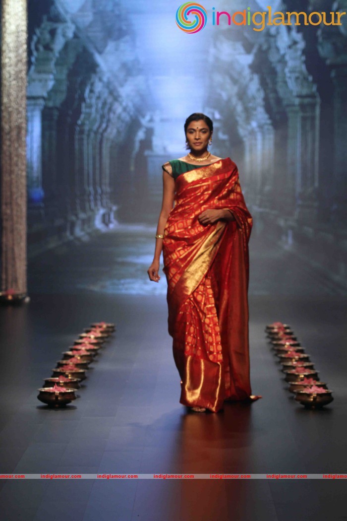 Lakme Fashion Week Winter Festive 2016 Santosh Parekh Event hd photo