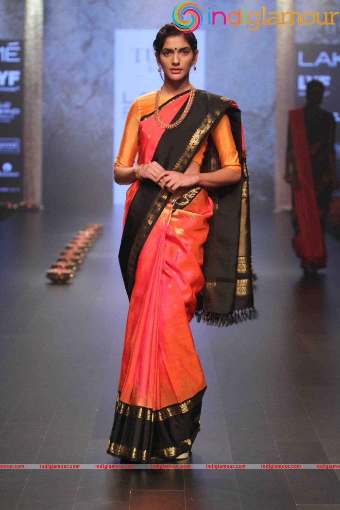 Lakme Fashion Week Winter Festive 2016 Santosh Parekh Event hd photo