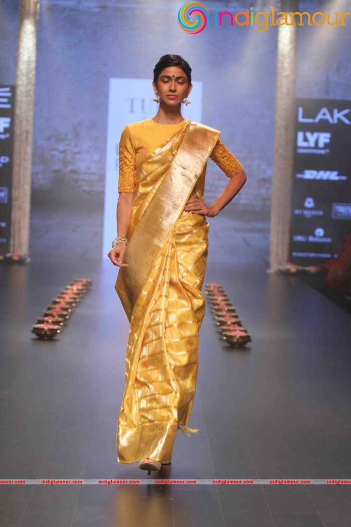 Lakme Fashion Week Winter Festive 2016 Santosh Parekh Event hd photo