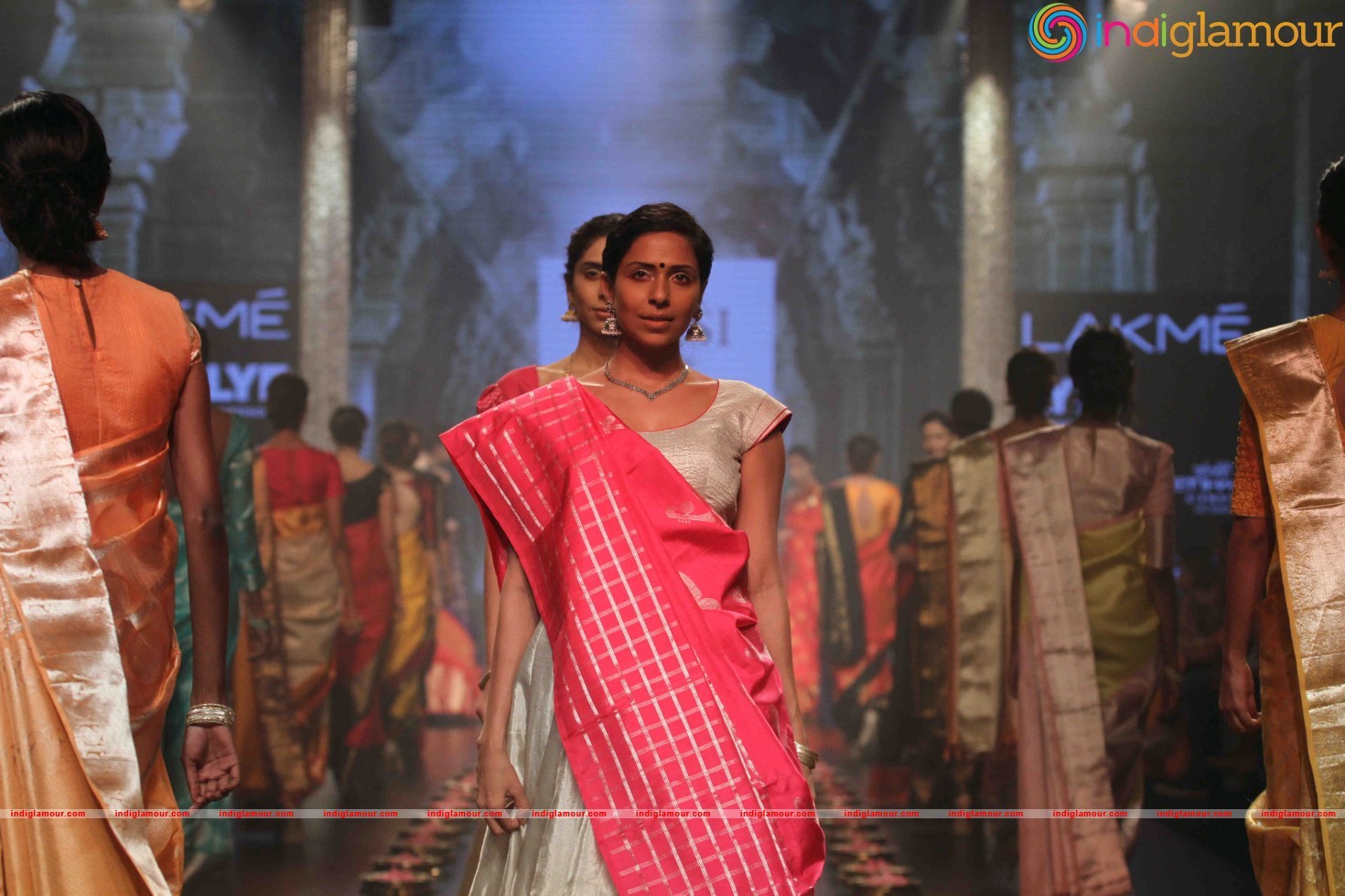 Lakme Fashion Week Winter Festive 2016 Santosh Parekh Event hd photo