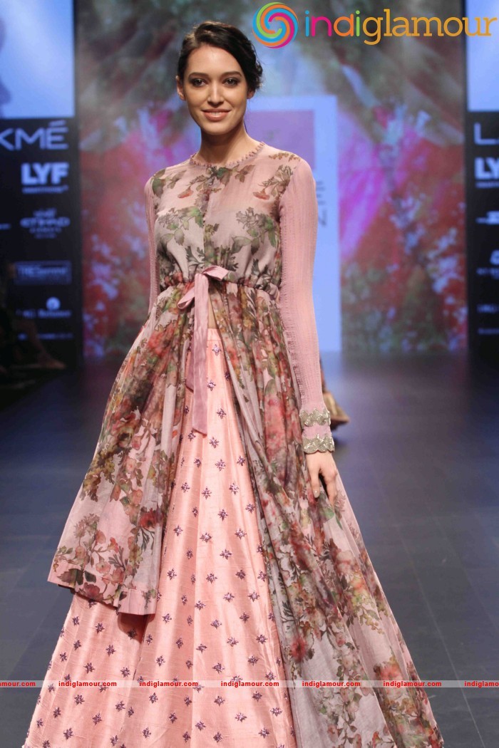 Lakme Fashion Week Winter Festive 2016 Anushree Reddy Event hd photo