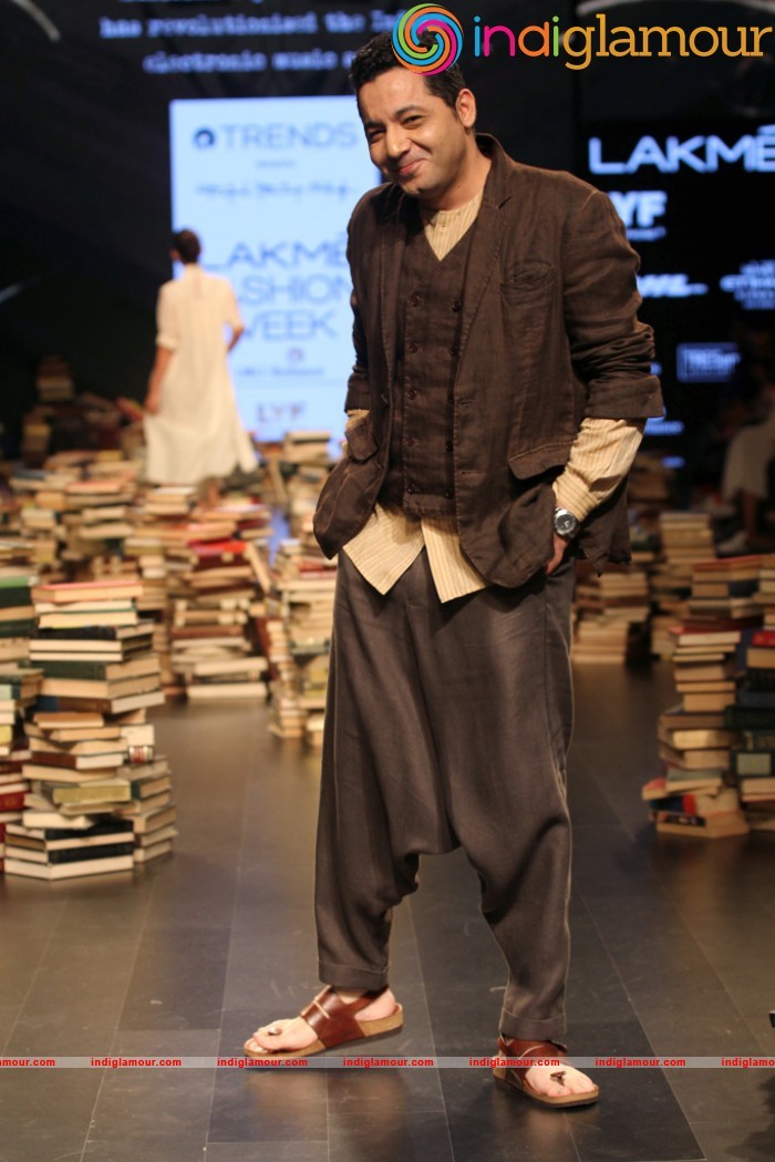 Lakme Fashion Week Winter Festive 2016 Rajesh Pratap Singh Event hd photo