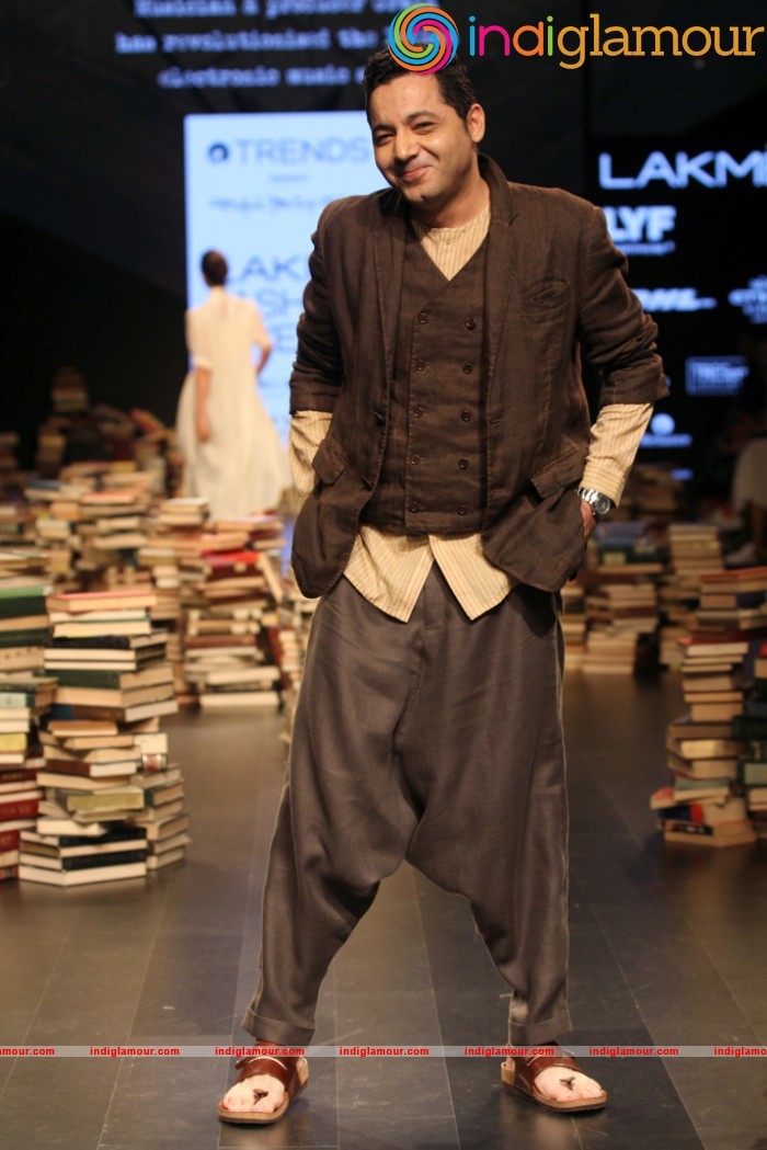 Lakme Fashion Week Winter Festive 2016 Rajesh Pratap Singh Event hd photo