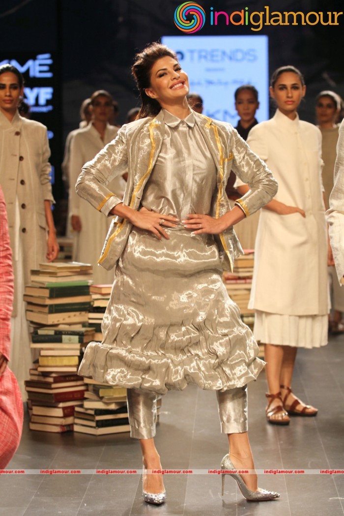 Lakme Fashion Week Winter Festive 2016 Rajesh Pratap Singh Event hd photo