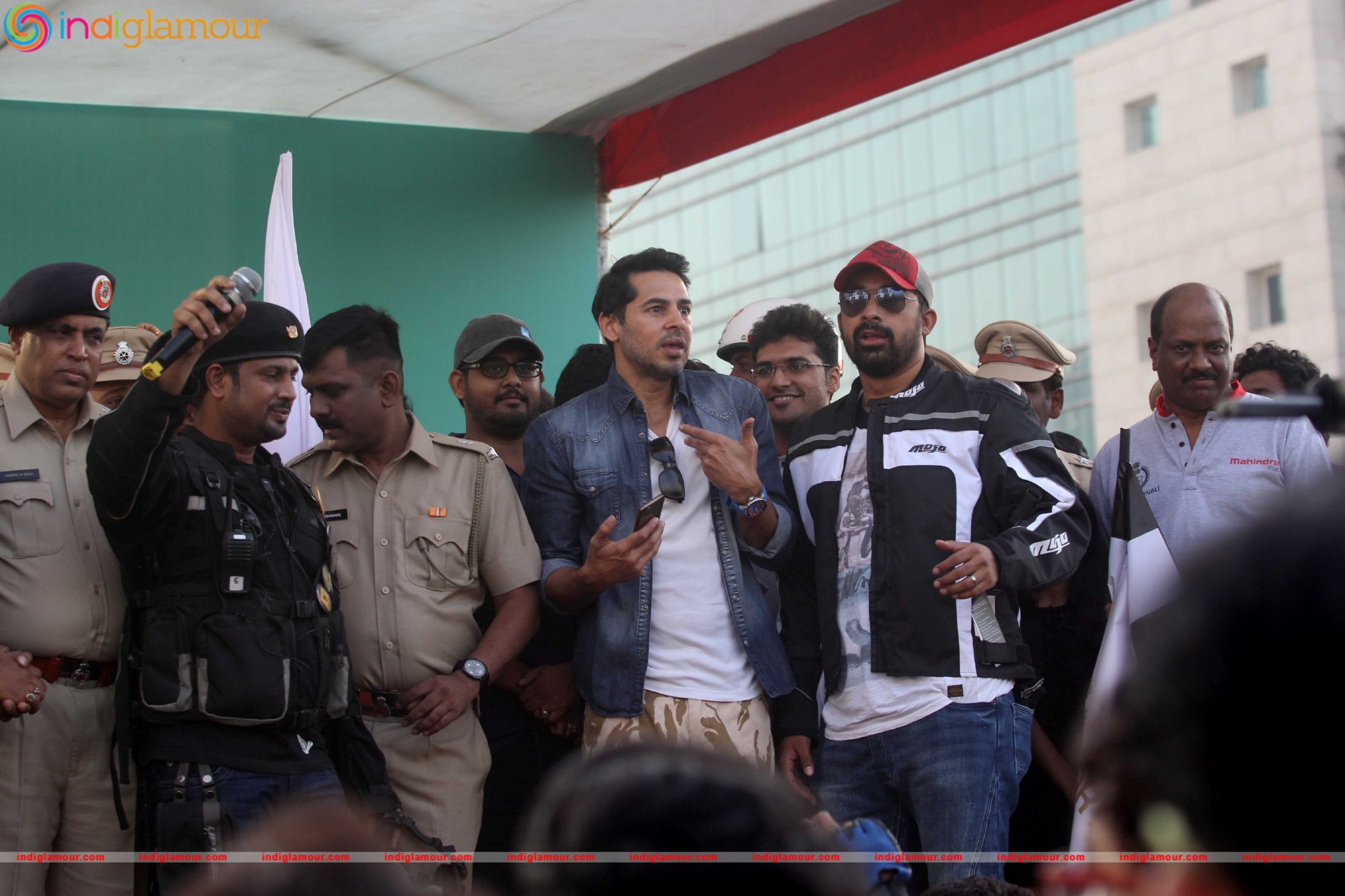 Dino Morea and Rannvijay Singh at Ride for Safety Campaign 2016 Event hd photo