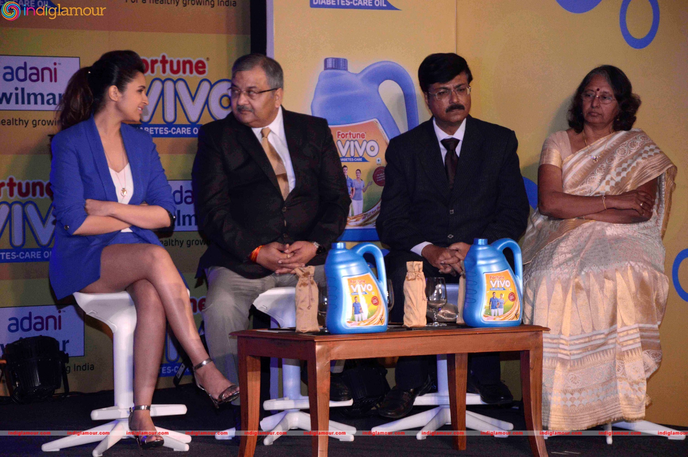 Parineeti Chopra Launches Fortune Vivo Event hd photo