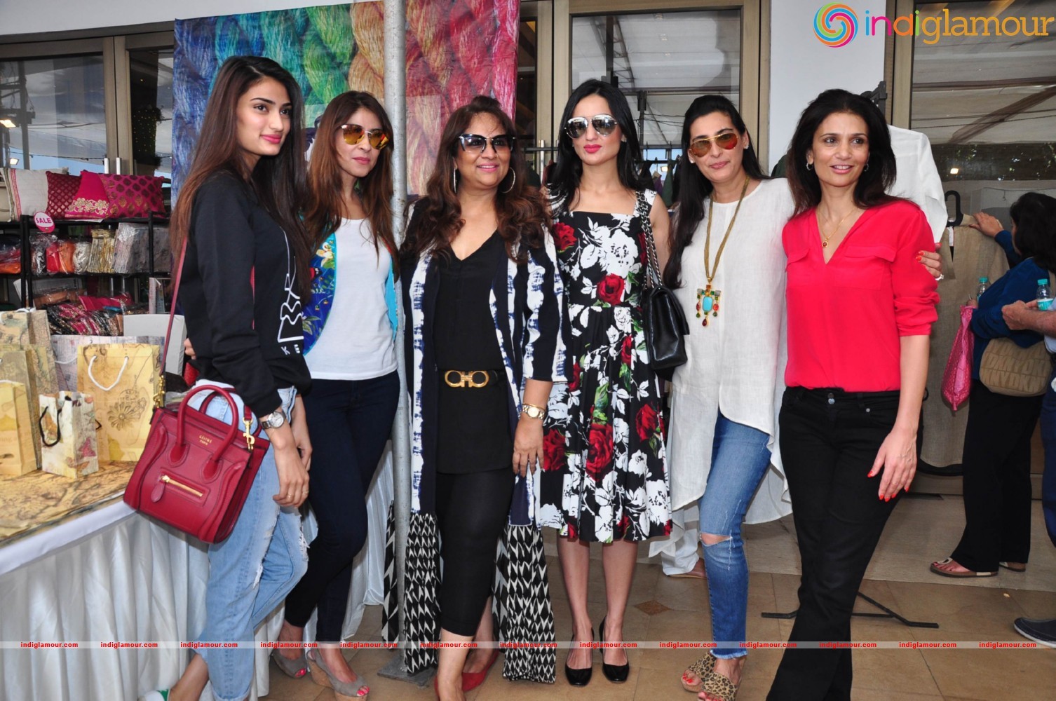 Bollywood Celebs At Mana Shetty's Fund Raiser Event Event hd photo