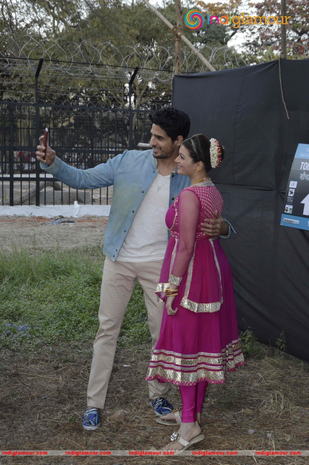 Sidharth Malhotra Inaugurates Kala Ghoda Arts Festival 2016 Event hd photo