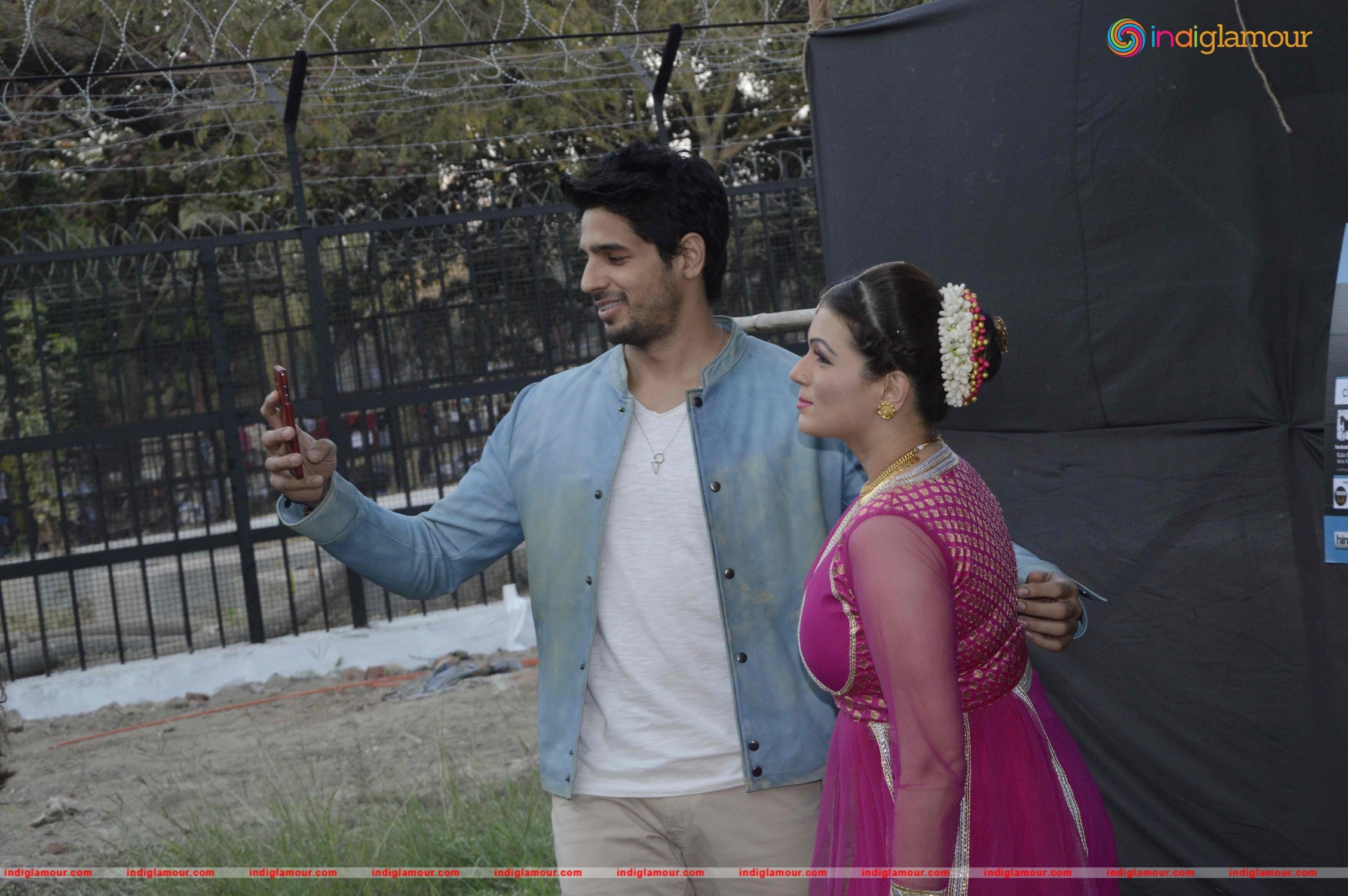 Sidharth Malhotra Inaugurates Kala Ghoda Arts Festival 2016 Event hd photo