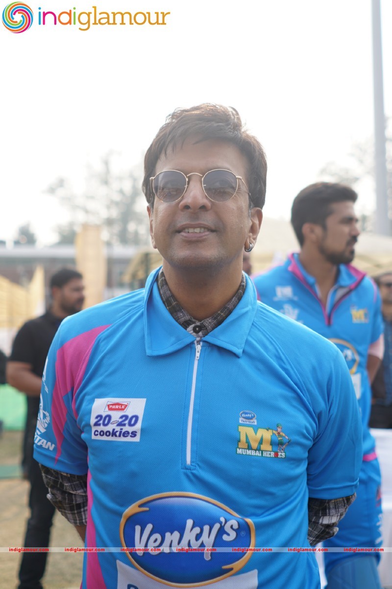 Bhojpuri Dabanggs Vs Mumbai Heroes Event hd photo