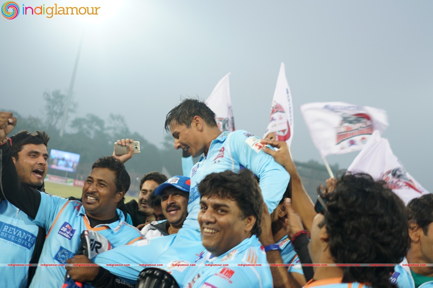Bhojpuri Dabanggs Vs Mumbai Heroes Event hd photo