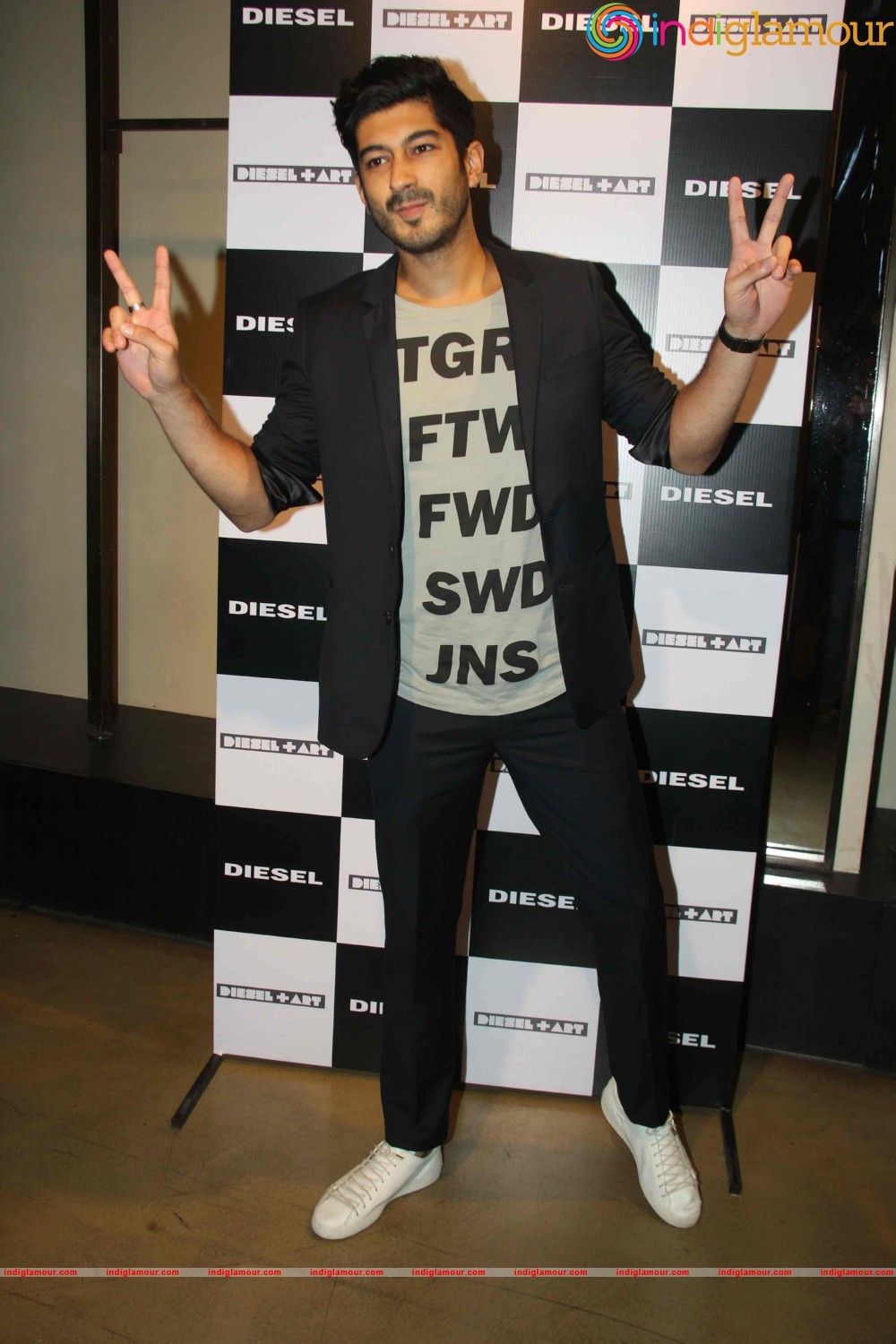 Hastag Exhibition By Rohan Shrestha at Disel Store Juhu Event hd photo