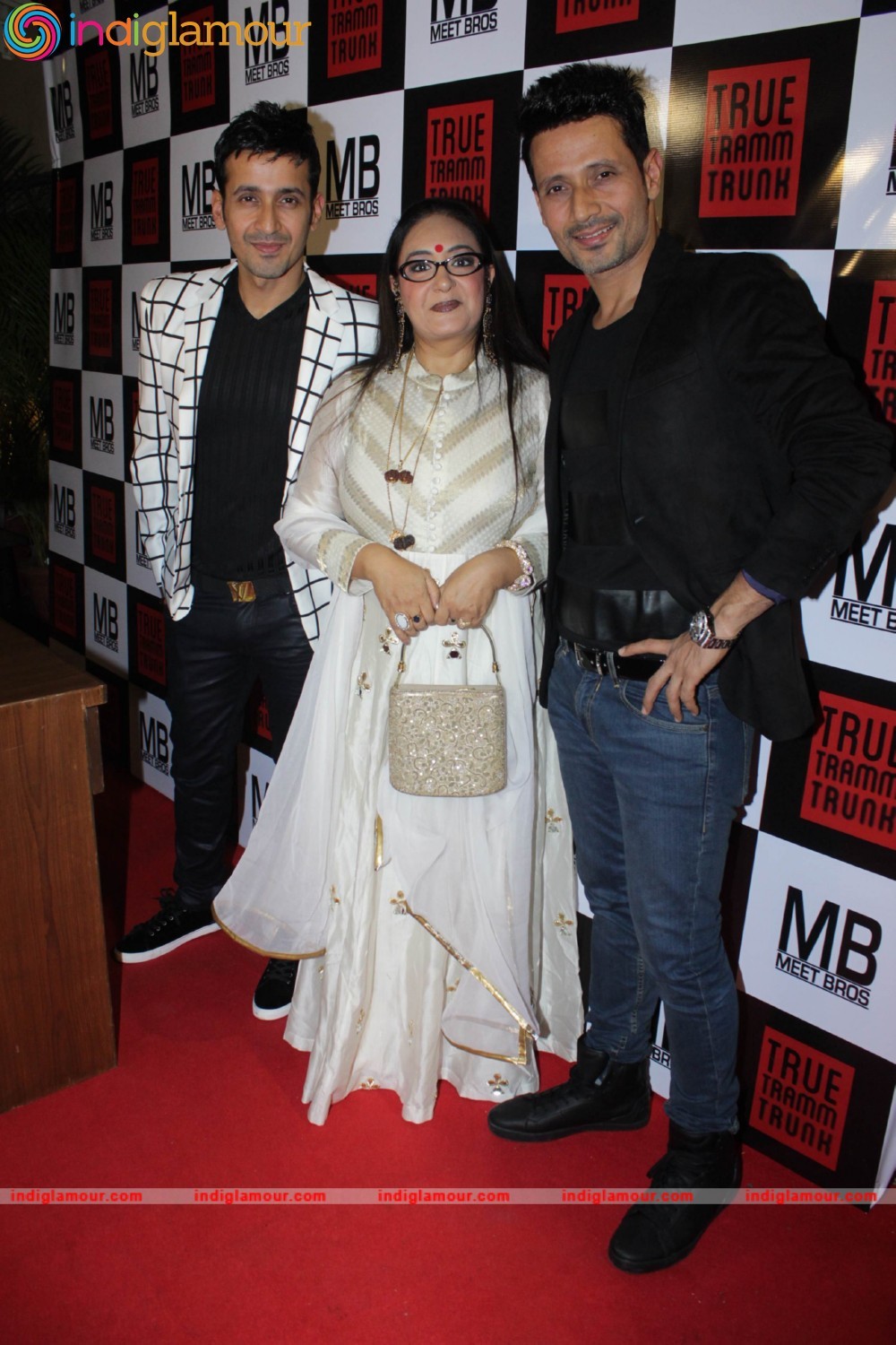 Meets Bros Host a Party for Winning 5 Awards Event hd photo