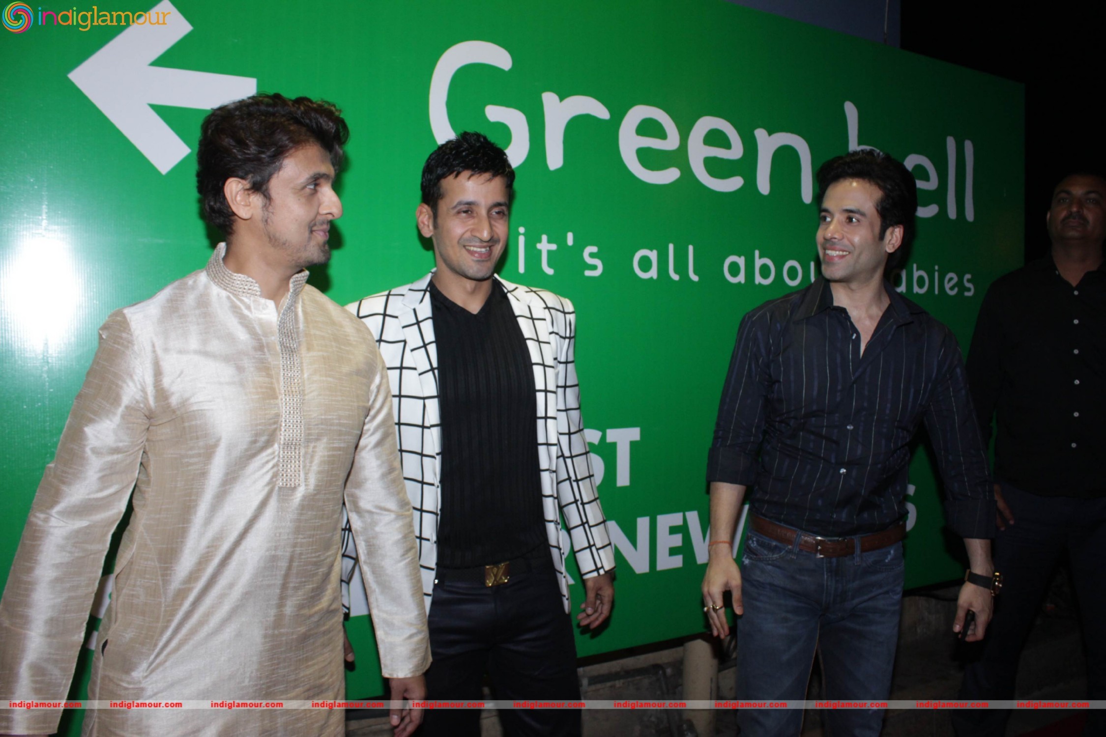 Meets Bros Host a Party for Winning 5 Awards Event hd photo