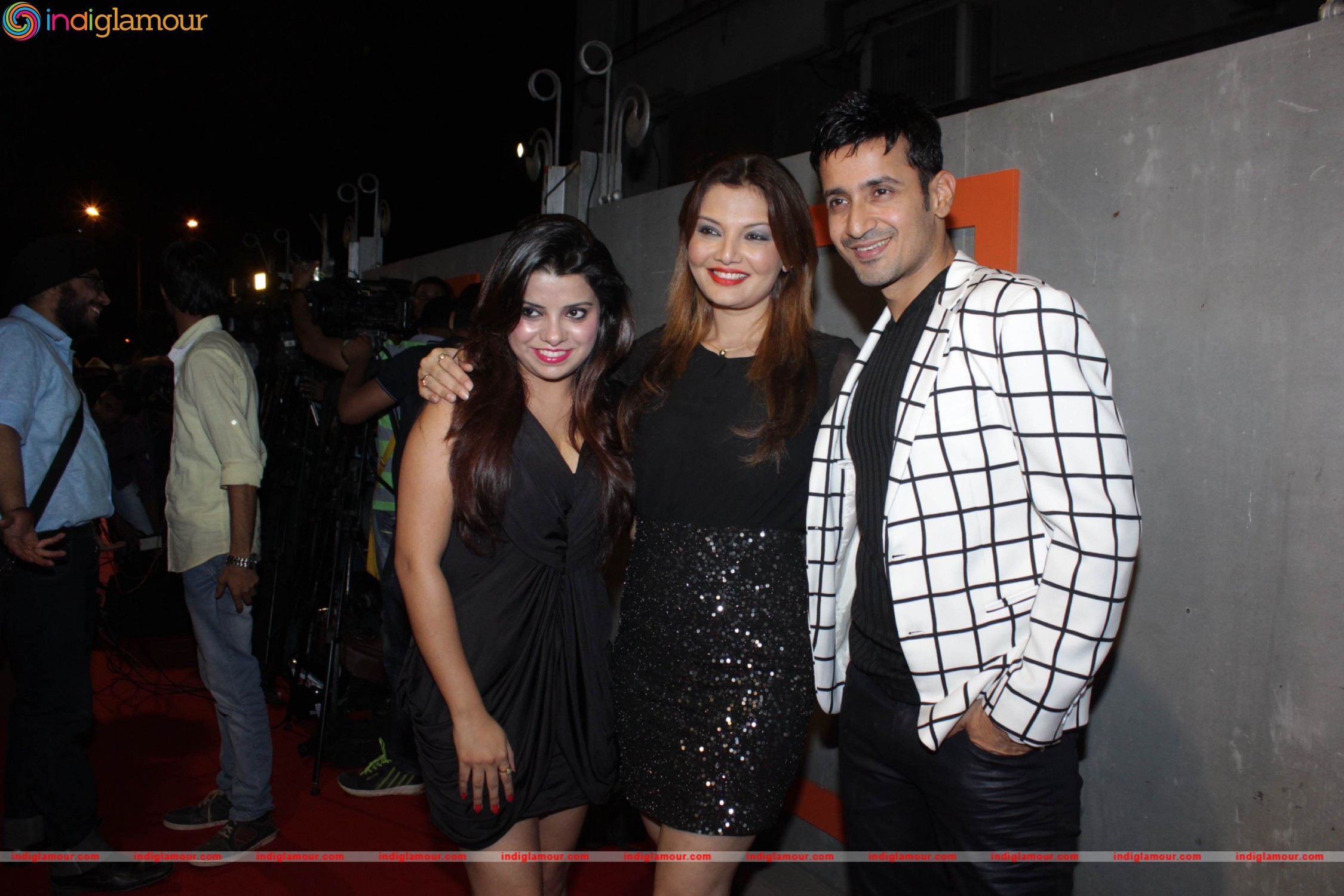 Meets Bros Host a Party for Winning 5 Awards Event hd photo