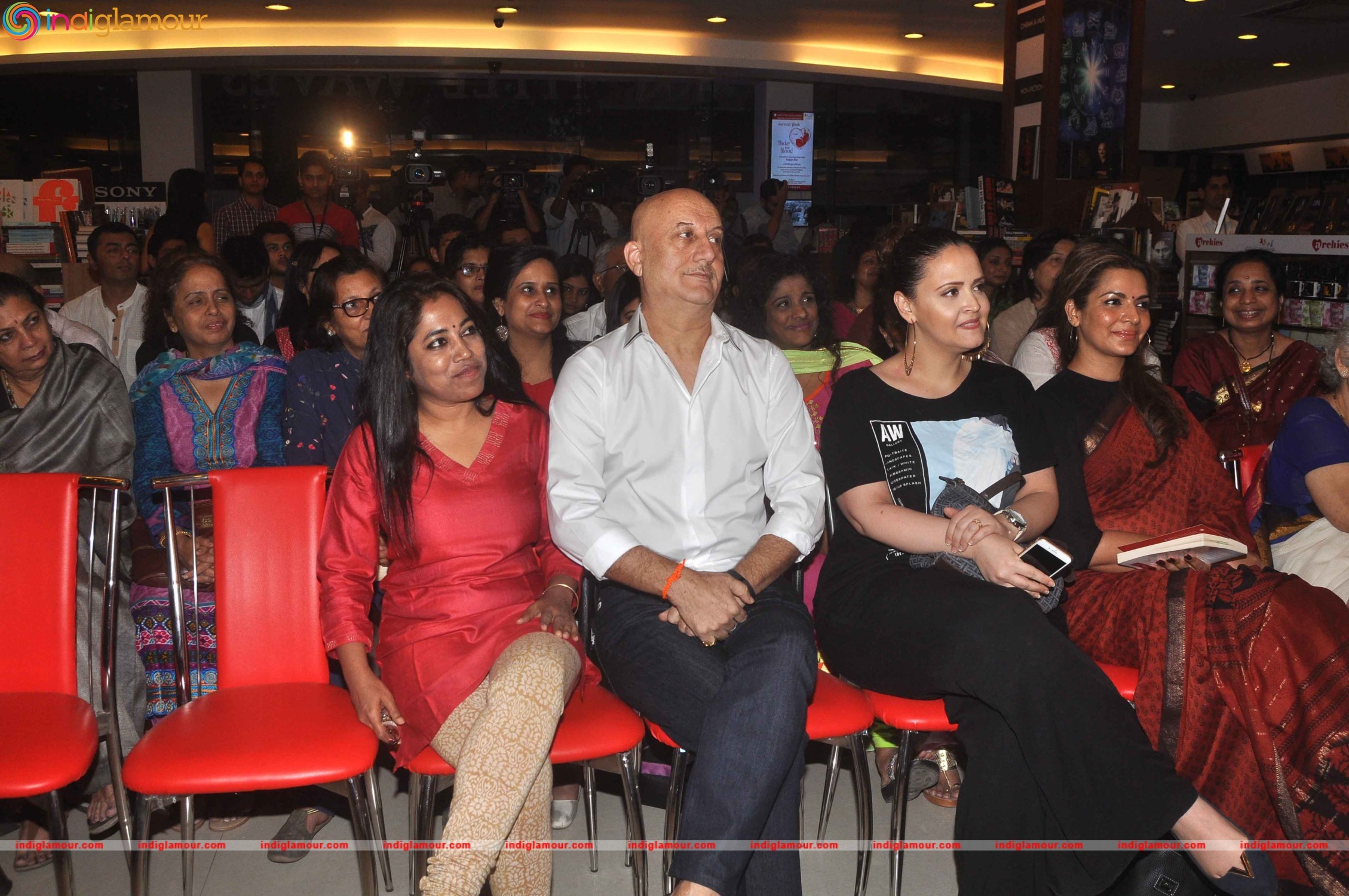 Launch of Munmun Ghosh's Book Thicker Than Blood Event hd photo