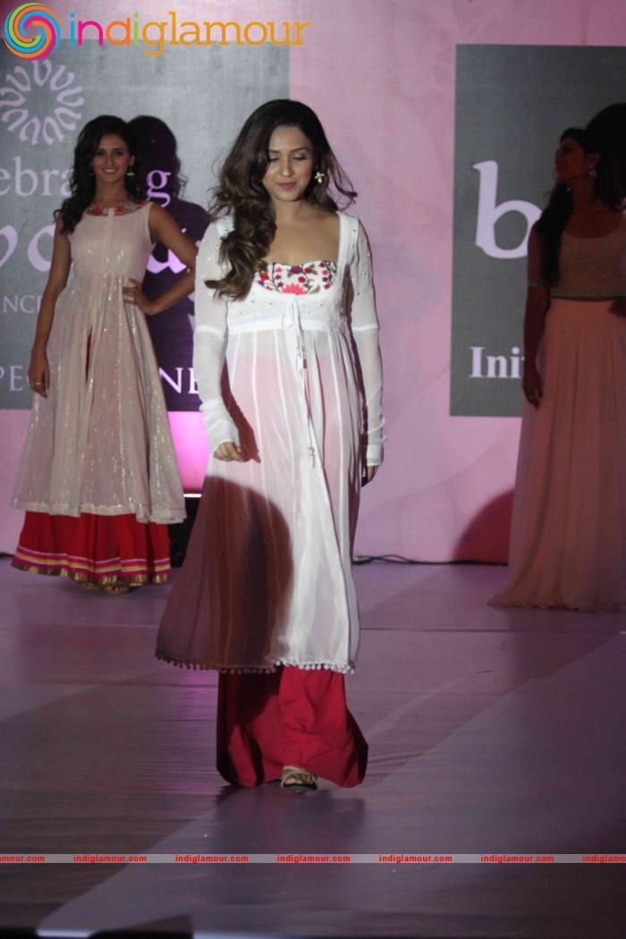 Beti Foundation Fashion Show Event hd photo