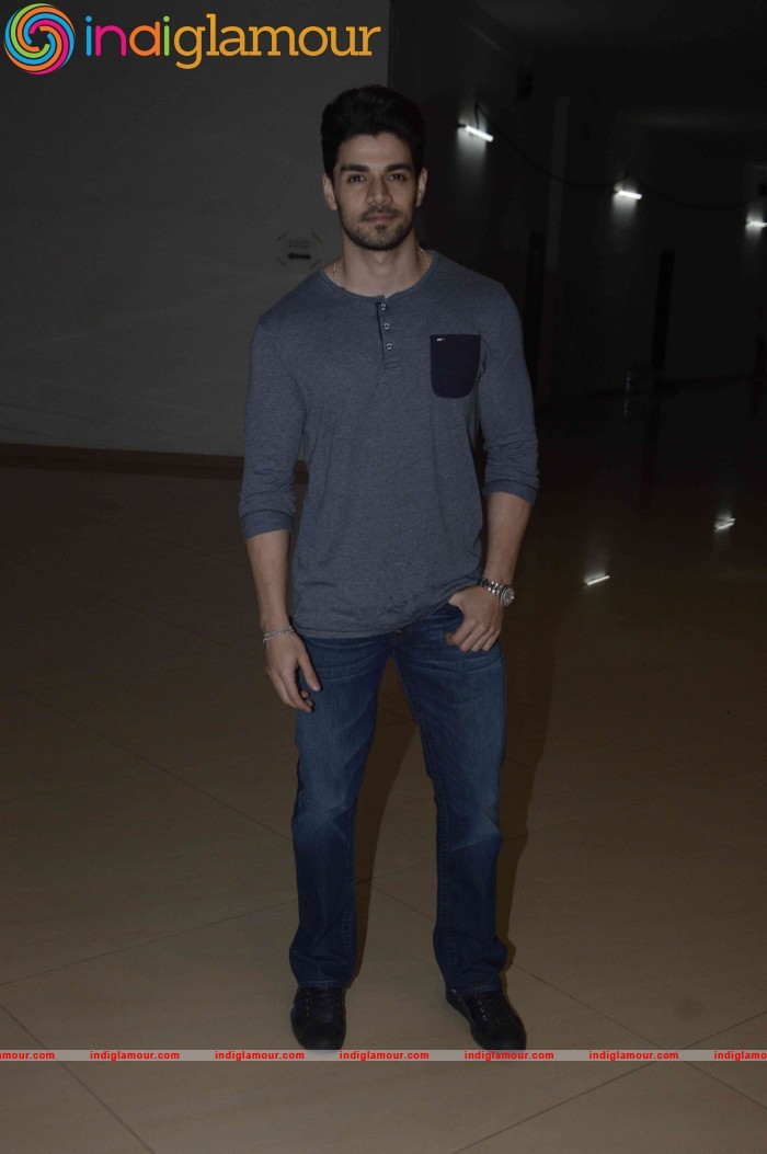 Special Screening of Film Aligarh Event hd photo