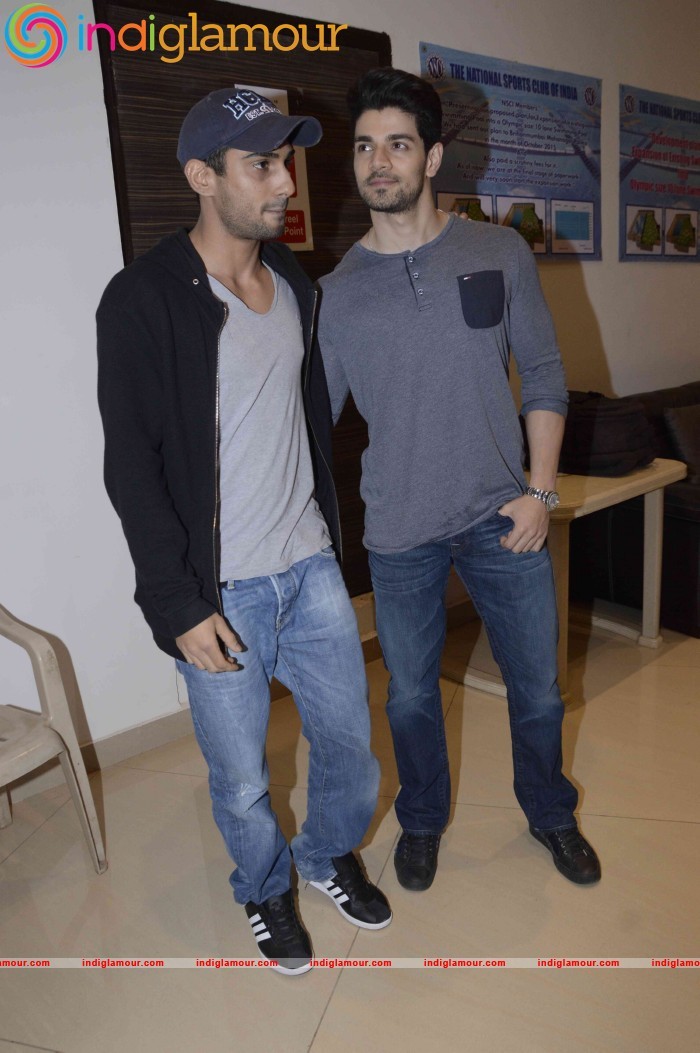 Special Screening of Film Aligarh Event hd photo