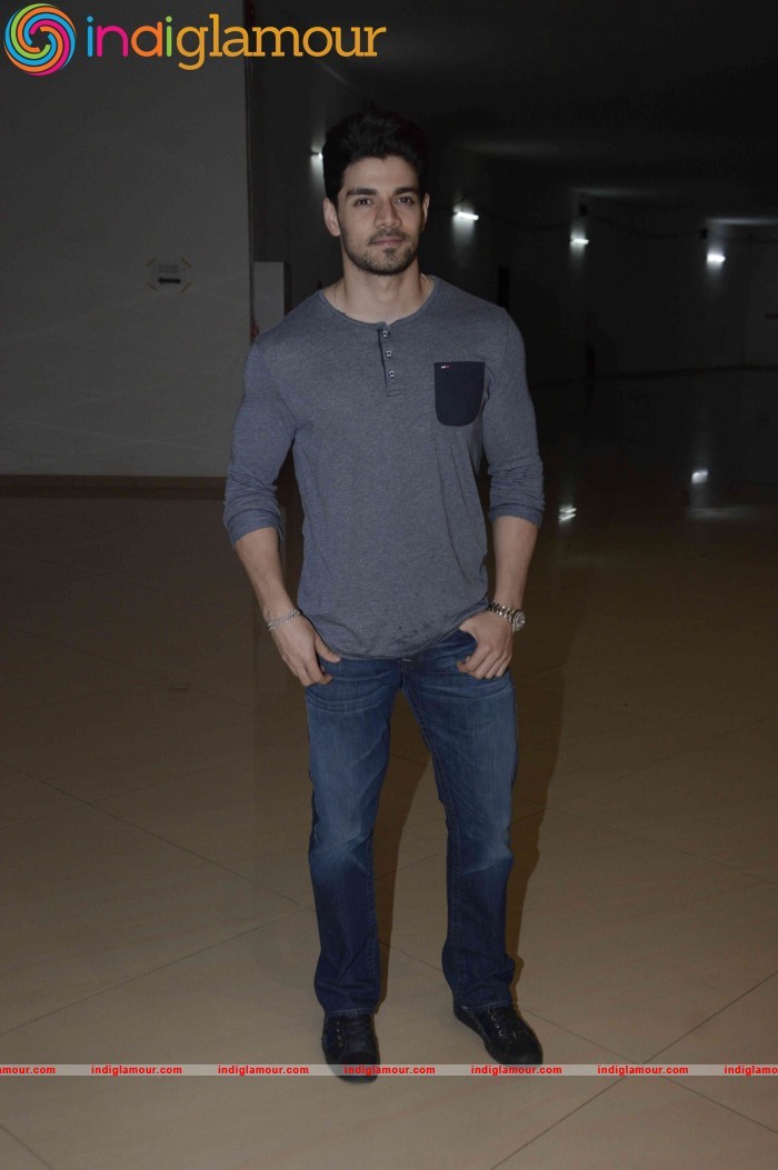 Special Screening of Film Aligarh Event hd photo