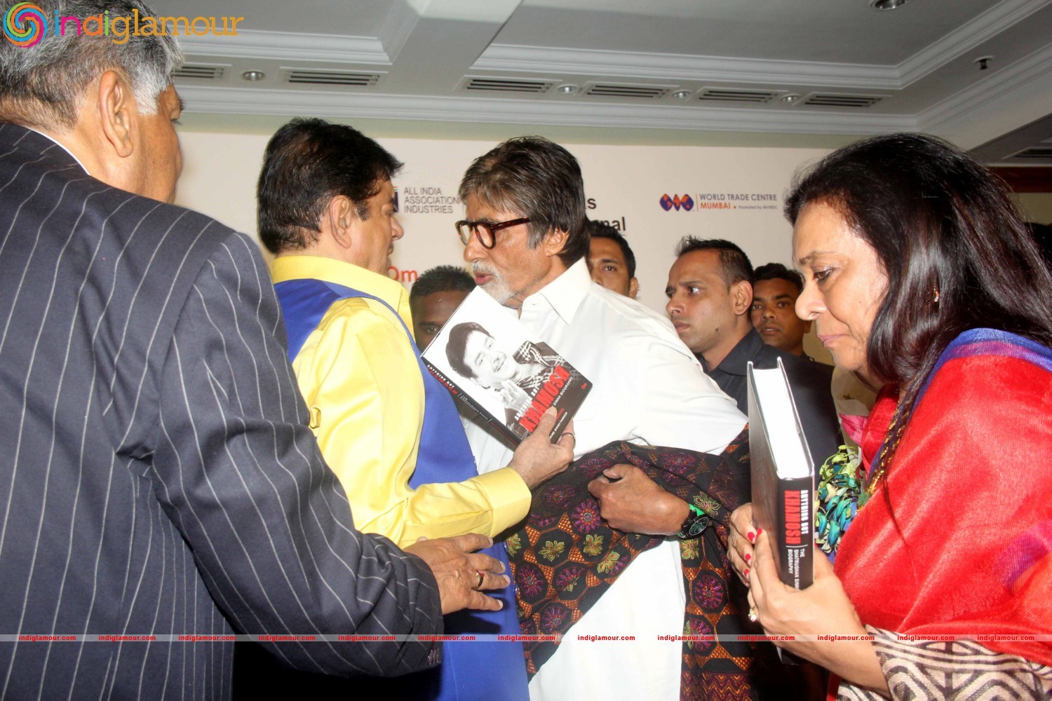 Launch of Shatrughan Sinha Biography Anything But Khamosh Event hd photo
