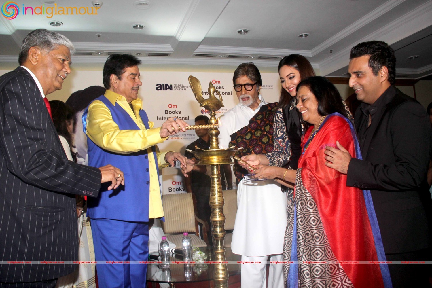 Launch of Shatrughan Sinha Biography Anything But Khamosh Event hd photo