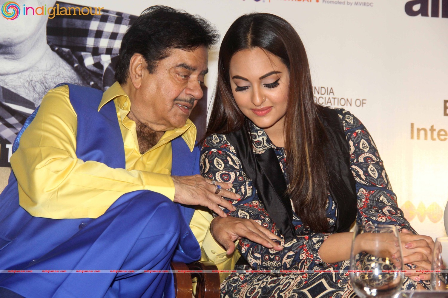 Launch of Shatrughan Sinha Biography Anything But Khamosh Event hd photo