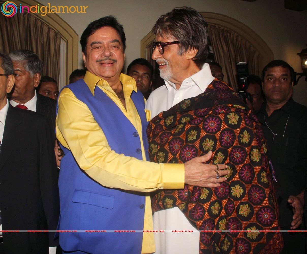 Launch of Shatrughan Sinha Biography Anything But Khamosh Event hd photo