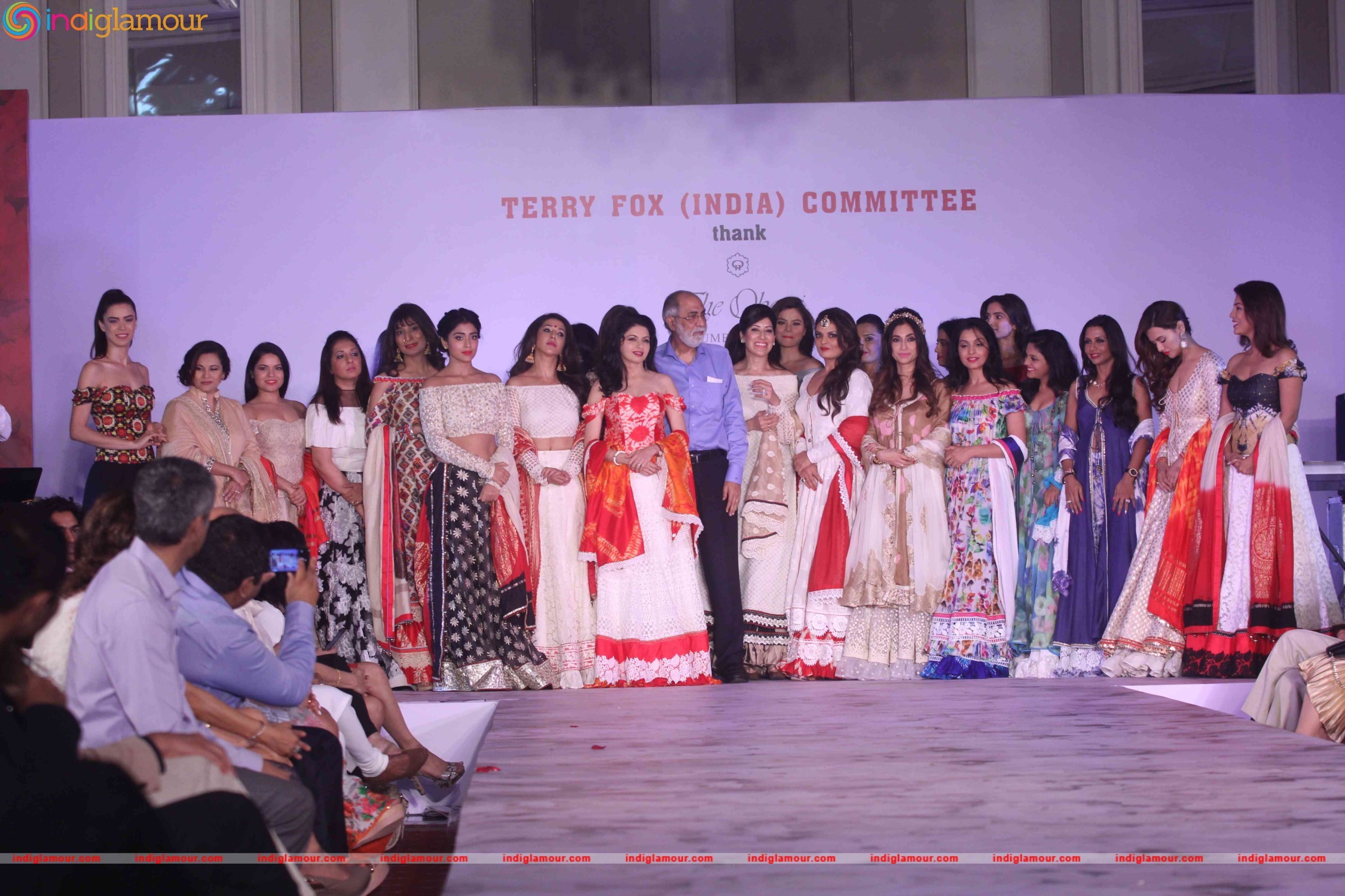 Bollywood Celebrities at Terry Fox Brunch Event hd photo