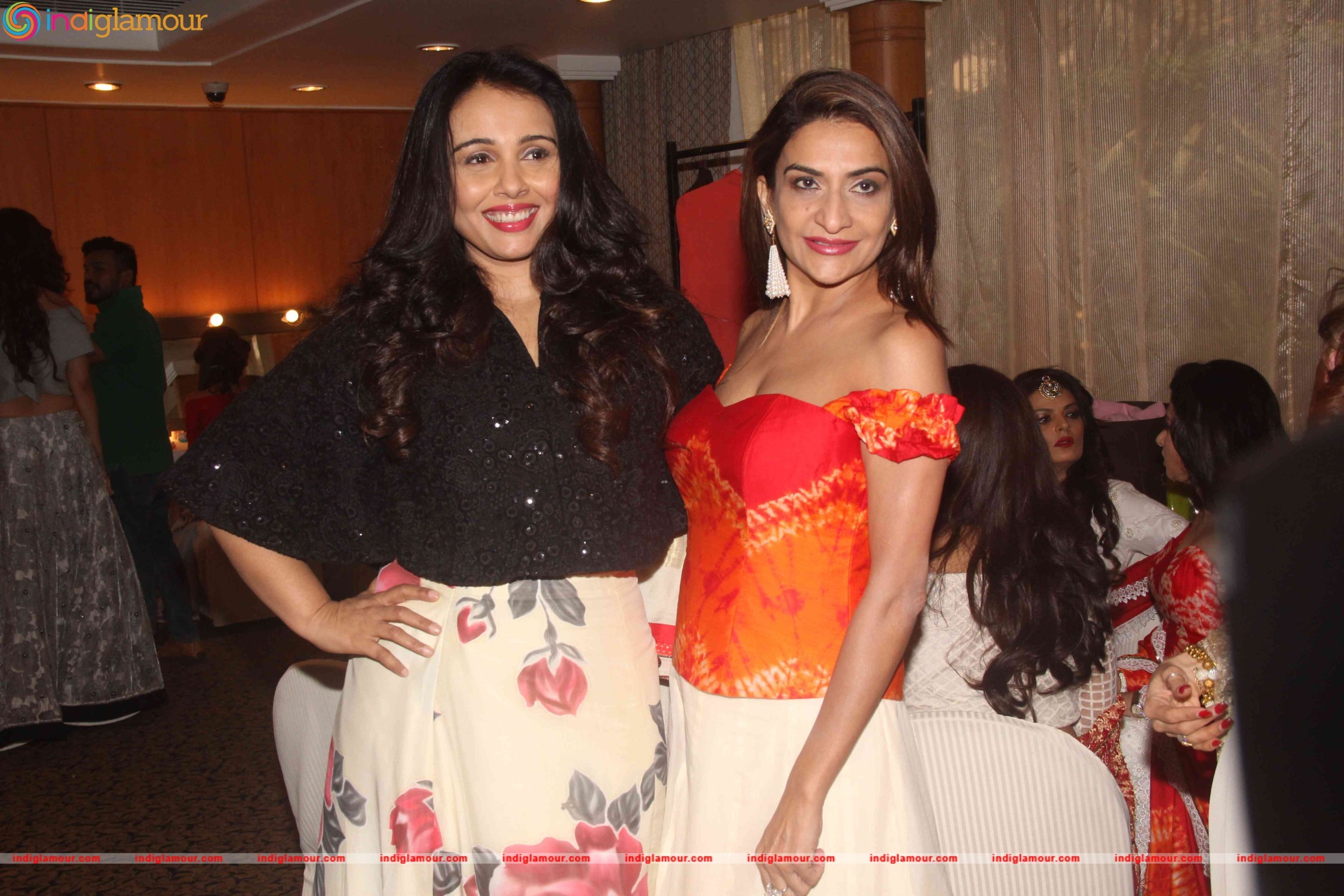 Bollywood Celebrities at Terry Fox Brunch Event hd photo