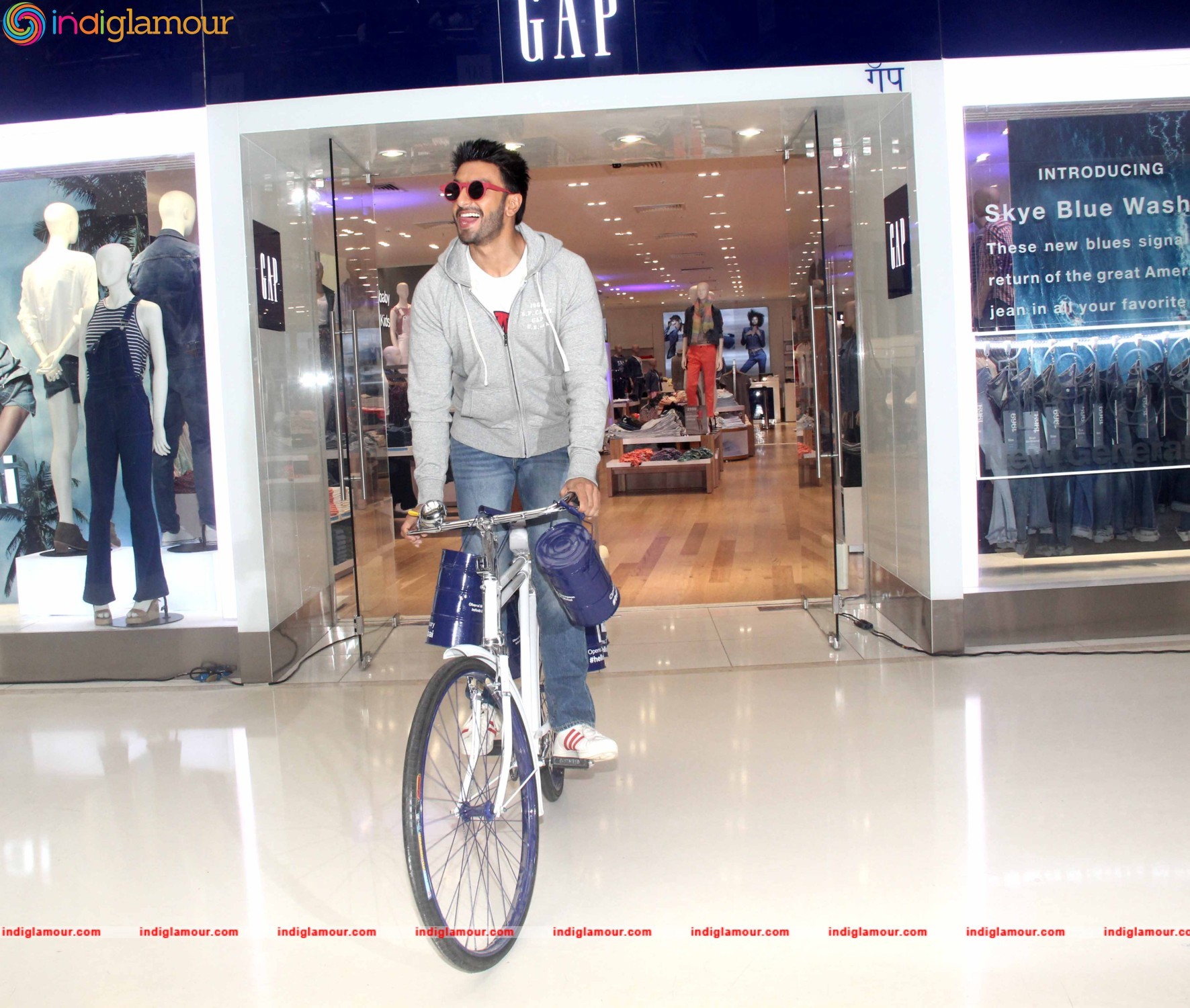 Bollywood Actor Ranveer Singh During the Launch Gap Store in Mumbai Event hd photo
