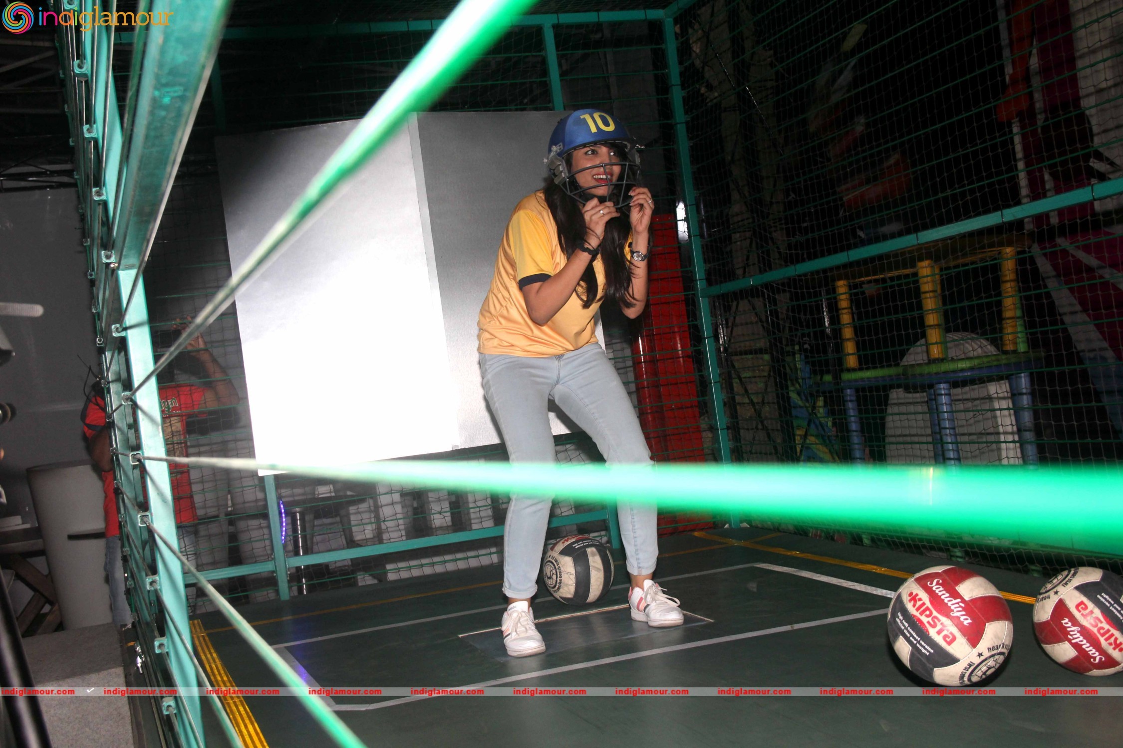 Sunny Leone Unveiled her Swag Squad the Chennai Swaggers at Smaaash Event hd photo