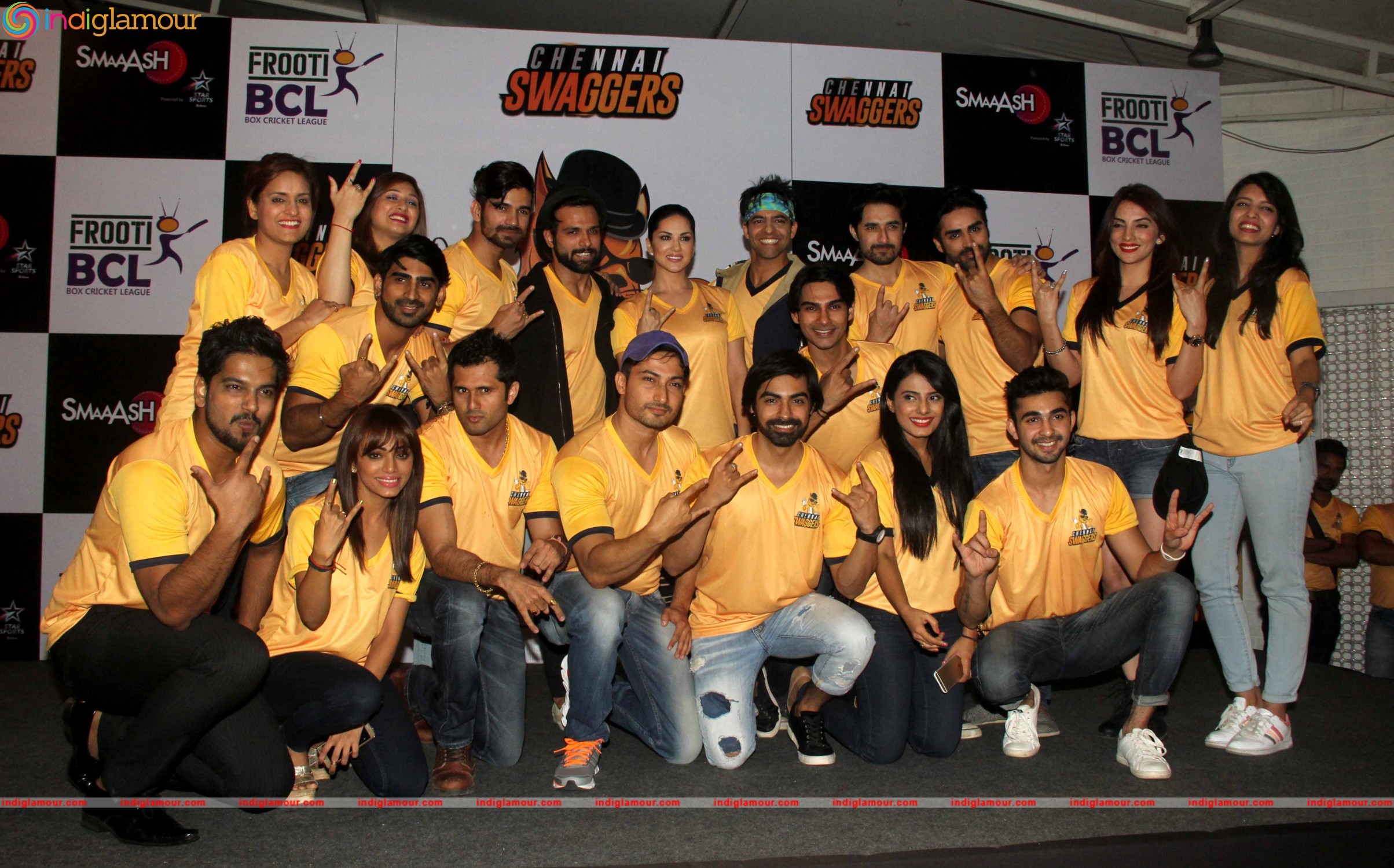 Sunny Leone Unveiled her Swag Squad the Chennai Swaggers at Smaaash Event hd photo