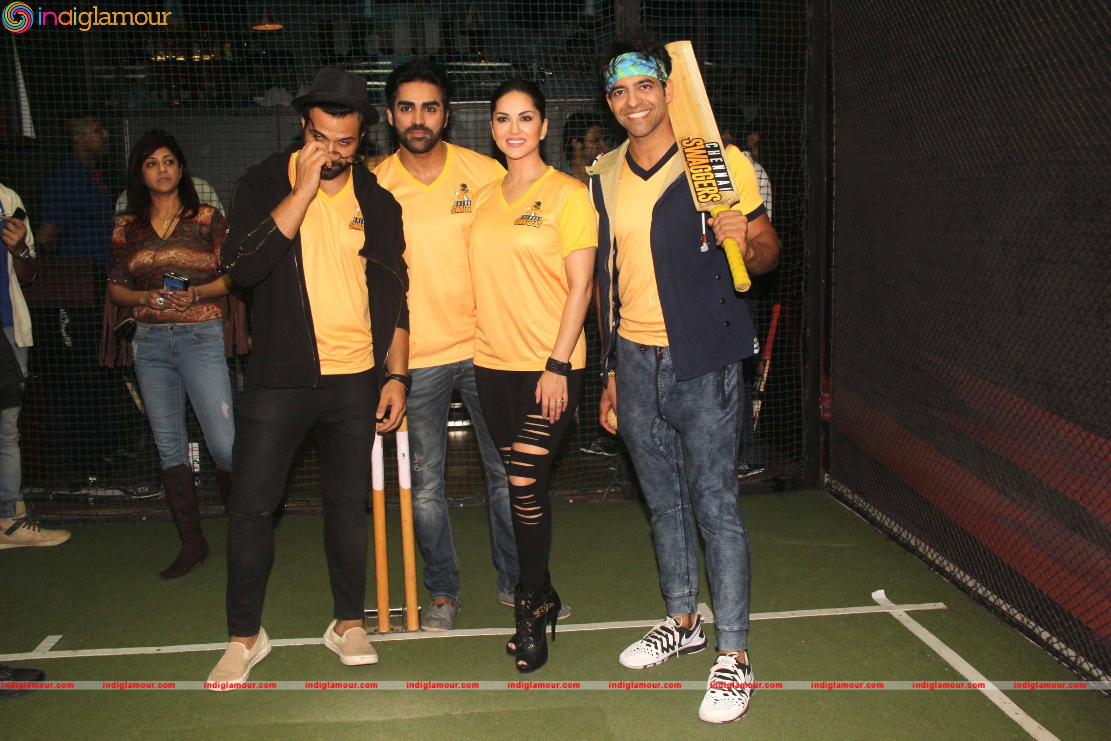 Sunny Leone Unveiled her Swag Squad the Chennai Swaggers at Smaaash Event hd photo