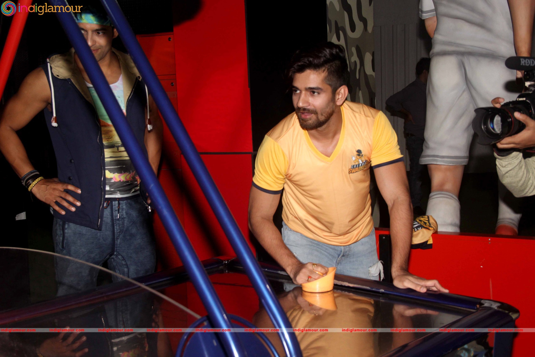 Sunny Leone Unveiled her Swag Squad the Chennai Swaggers at Smaaash Event hd photo