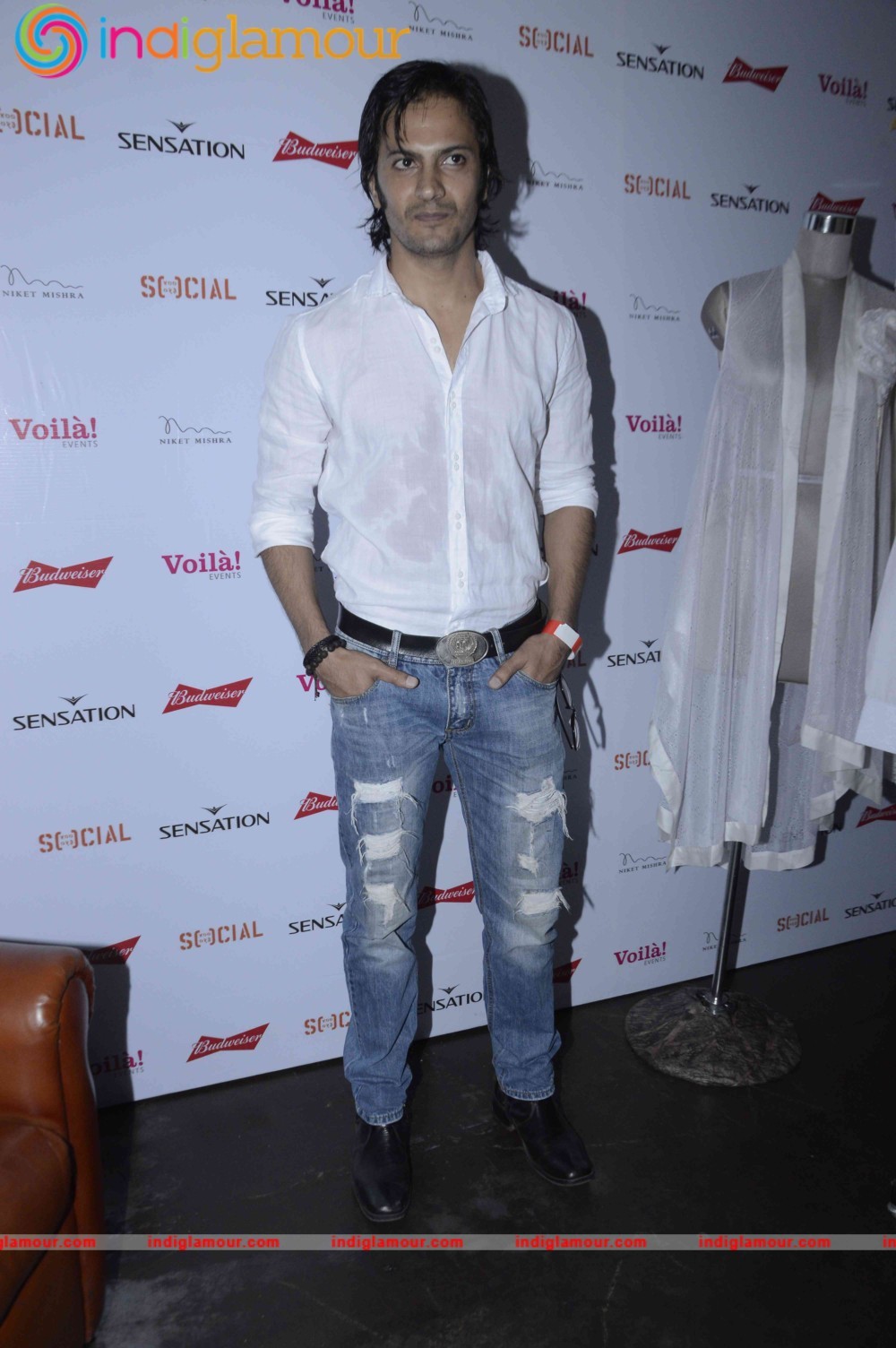 Unveiling of Niket Mishra New Design Sensation White Collection Event hd photo