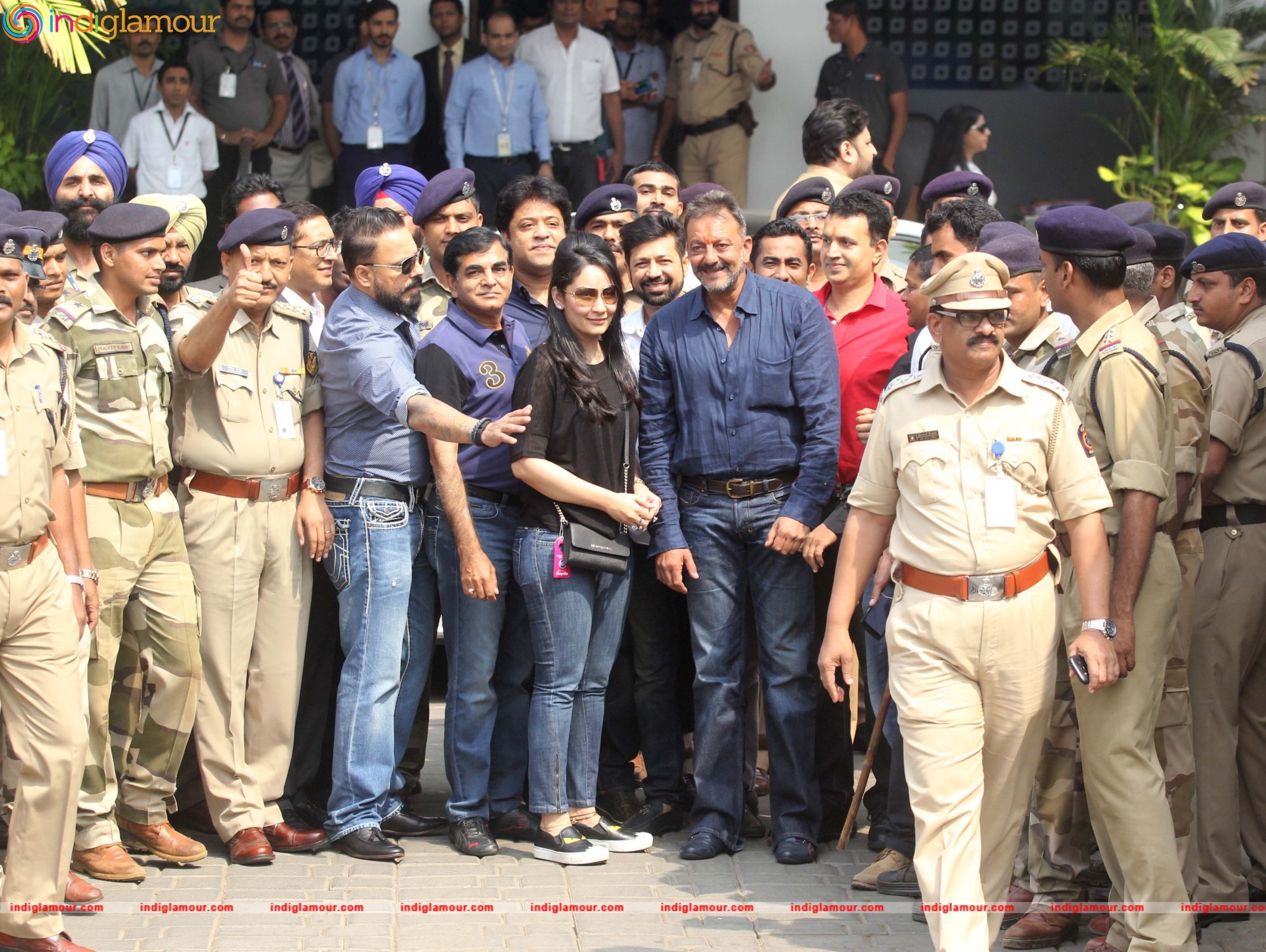 Sanjay Dutt Released from Yerawada Central Jail Event hd photo