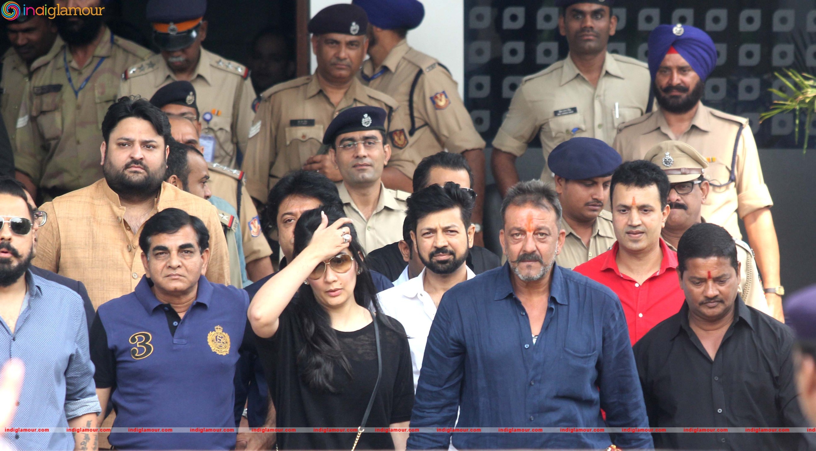 Sanjay Dutt Released from Yerawada Central Jail Event hd photo