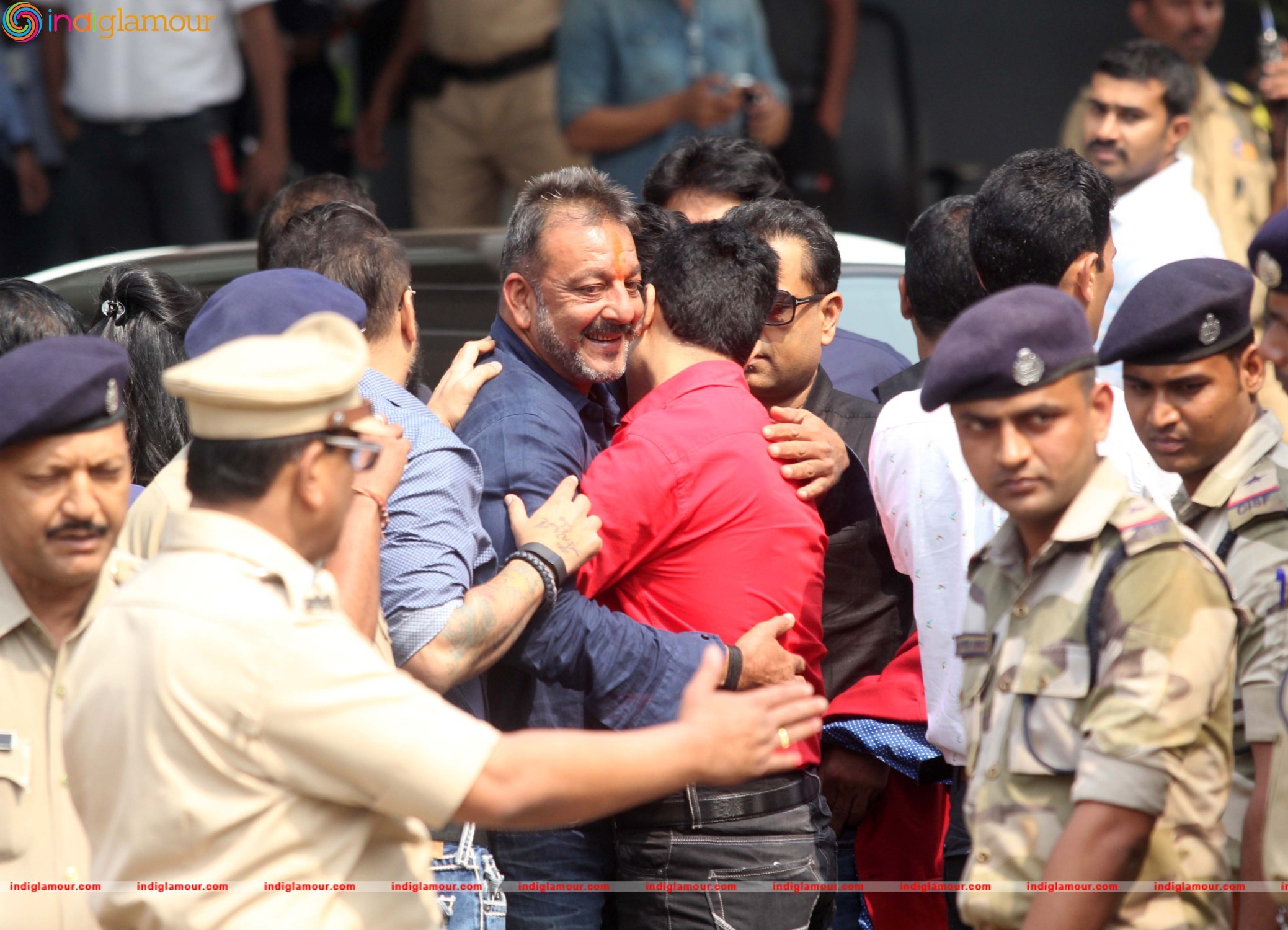 Sanjay Dutt Released from Yerawada Central Jail Event hd photo